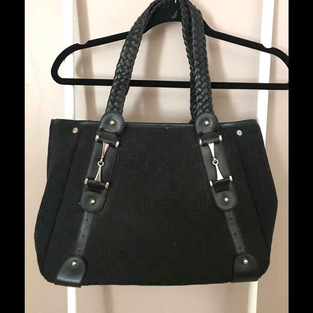 GG Pelham Shoulder Bag